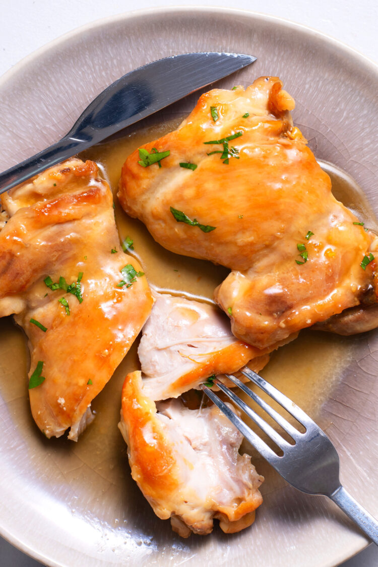 This super simple braise chicken recipe is the perfect weeknight dinner!