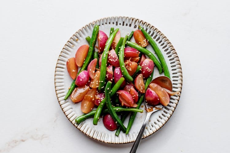 Stir-Fried Green Beans with Radishes