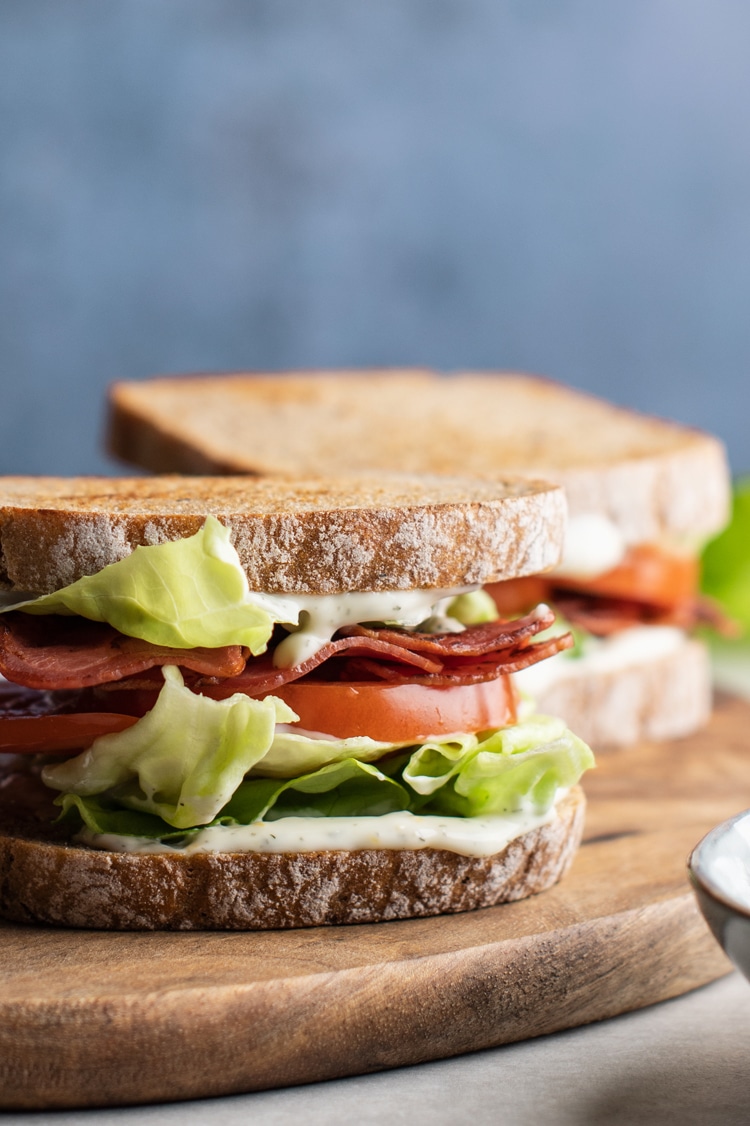 Try this Ultimate Skinny BLT with Dill Mayo for a Super Yummy, No-Guilt Lunch