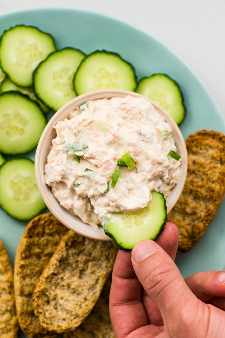 Дип из копченого лосося с греческим йогуртом - фото 2