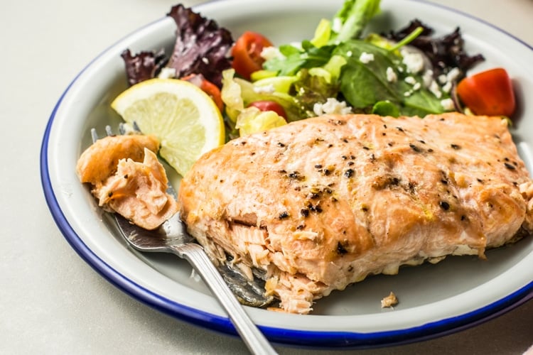 3-Ingredient Tender Broiled Salmon