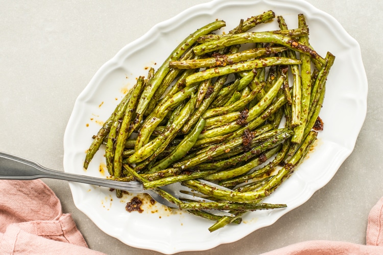 spicy broiled green beans