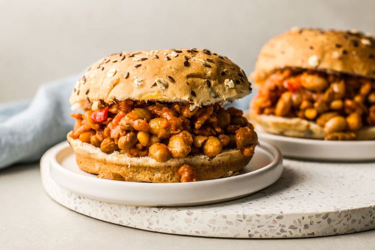 Slow Cooker Barbecued Beans & Chicken Joes