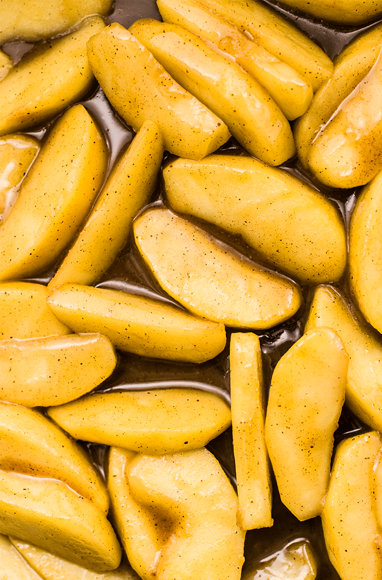 Простые яблоки с корицей в мультиварке - фото 2