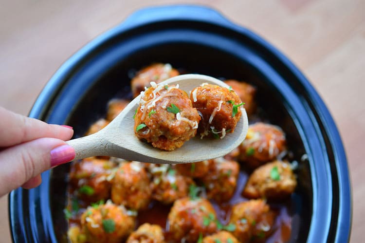 Slow Cooker Easy Italian Meatballs