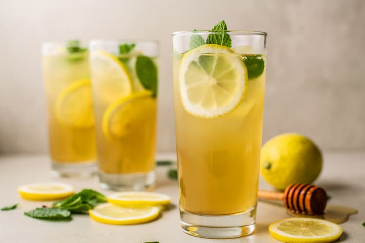 Полезный южный сладкий чай: рецепт без сахара