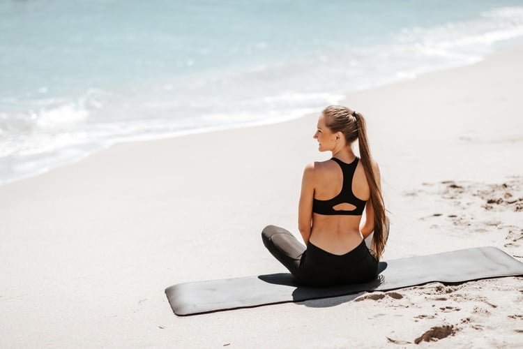 Как сохранить форму в путешествии: советы для активных девушек - фото 6